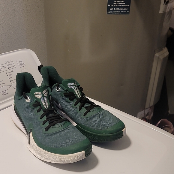 Nike Green and White Men's Athletic Shoes